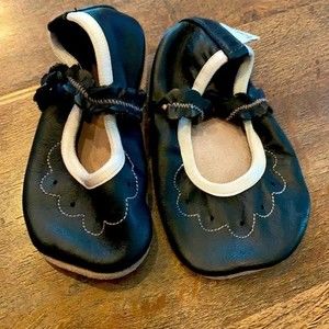 Bobux Black Leather Soft Sole Mary Janes Crib Shoe